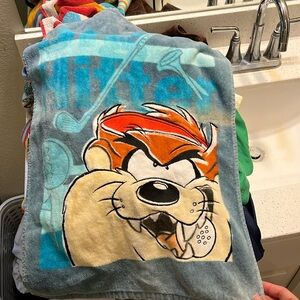 Vintage 1999 Looney Tunes Taz golf Towel
